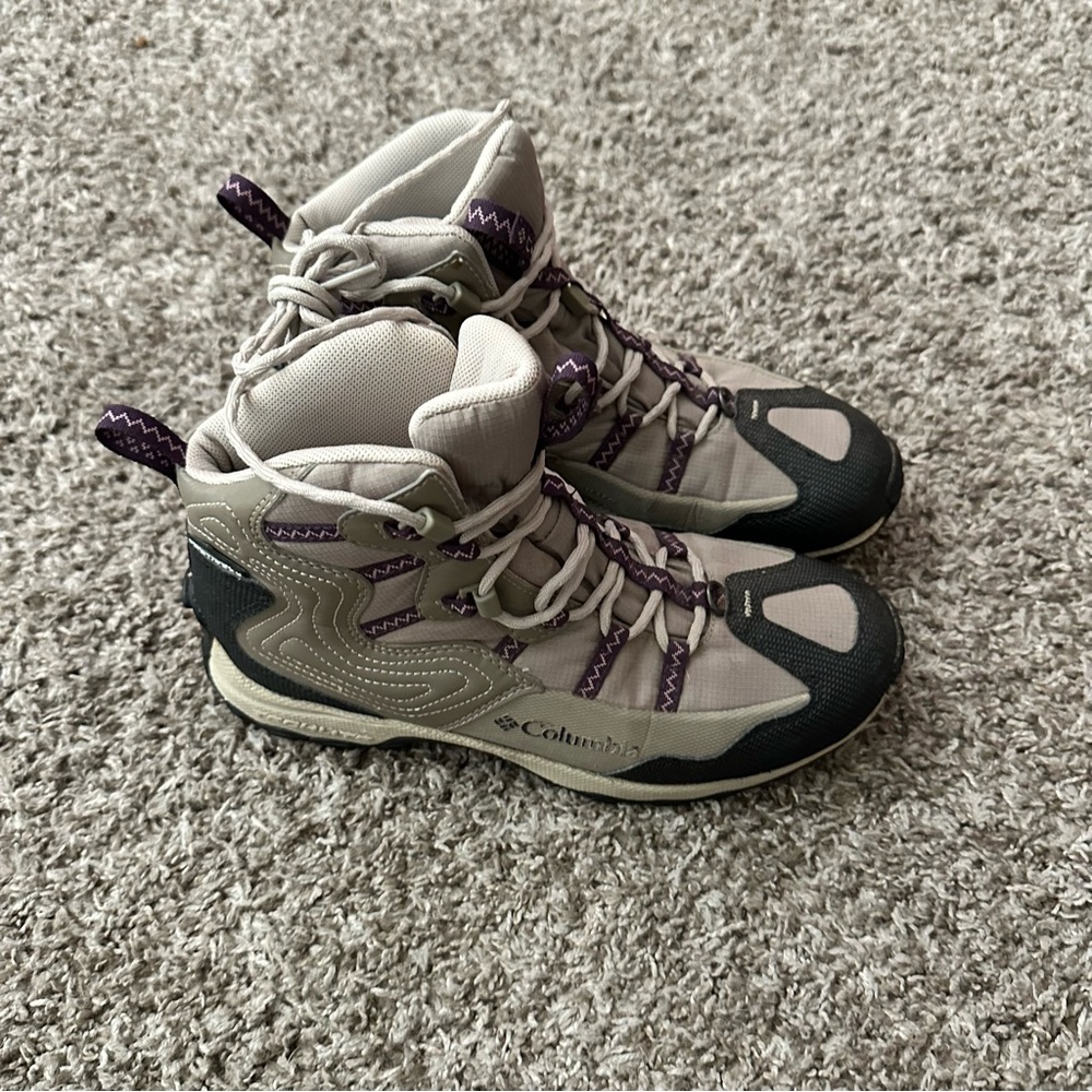 COPY - Columbia hiking boots